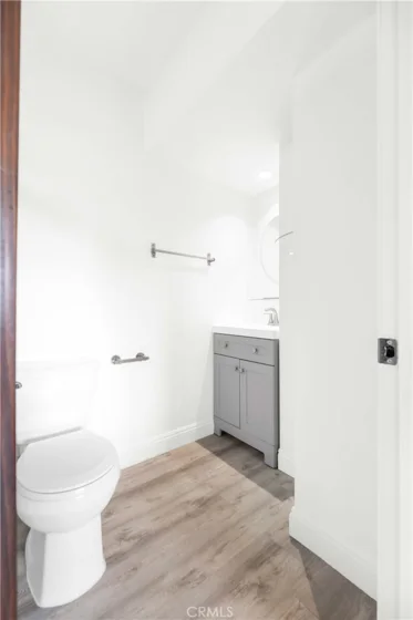 532 N Rossmore #311 photo 11