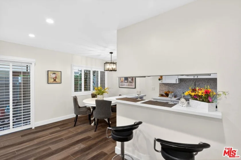 1522 S Centinela Avenue #101 photo 18