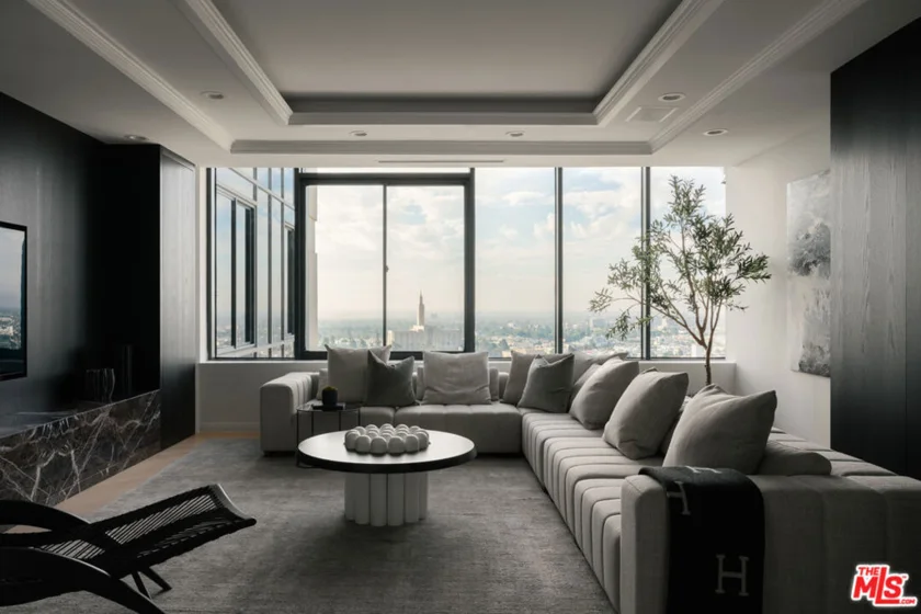 10724 Wilshire Boulevard #1501 photo 13