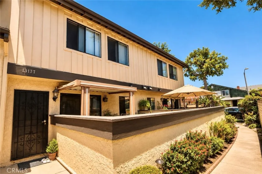 13177 Wilson Street photo 1