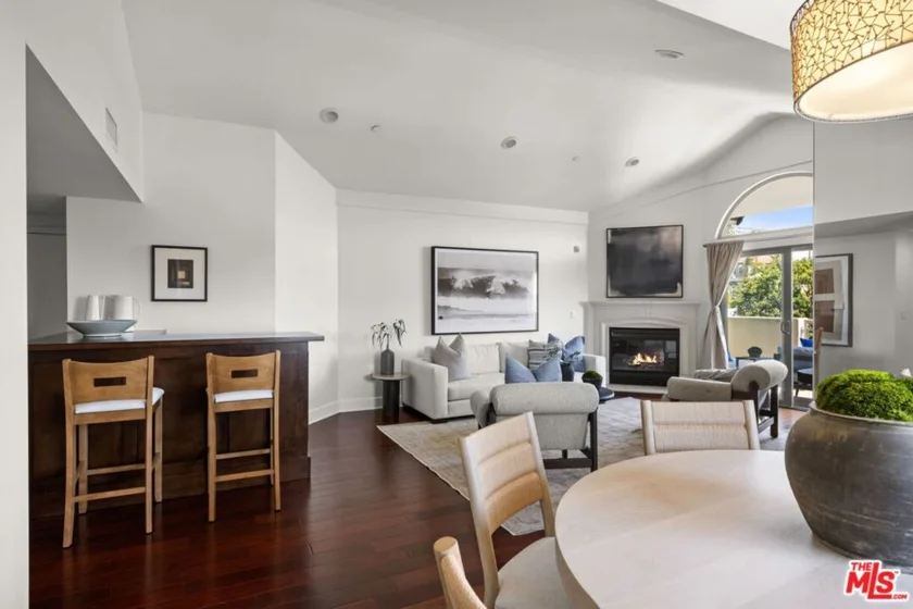 1409 Armacost Avenue #PH2 photo 23