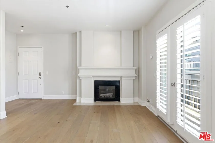 11838 Kiowa Avenue #203 photo 21