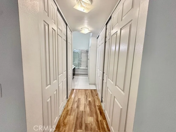 2542 W Macarthur photo 10