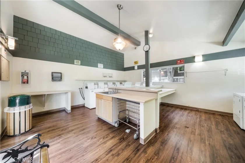 181 Streamwood photo 20