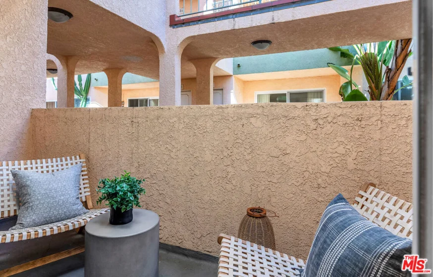 914 Lincoln Boulevard #202 photo 5
