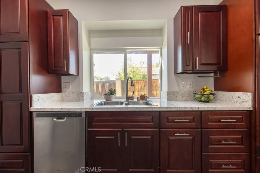 39779 Oak Cliff Drive photo 7