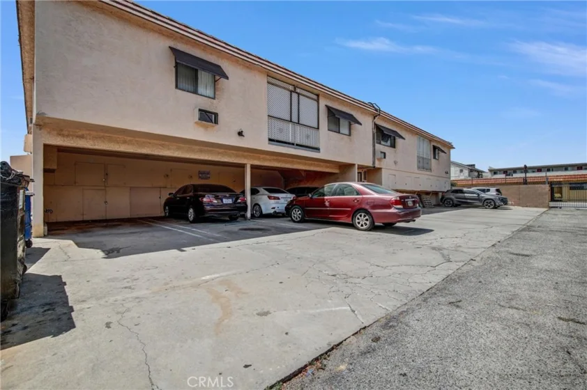 7904 Laurel Canyon #12 photo 23