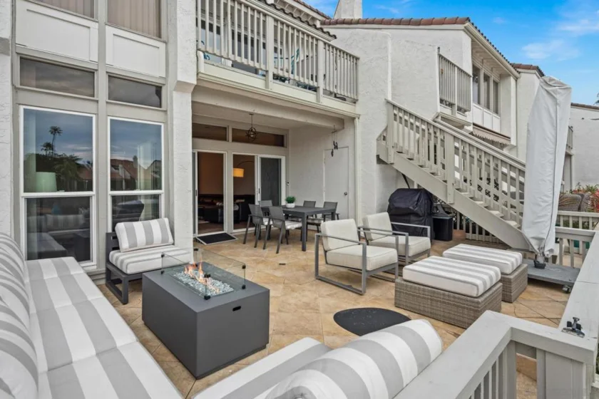 87 Kingston Court photo 26