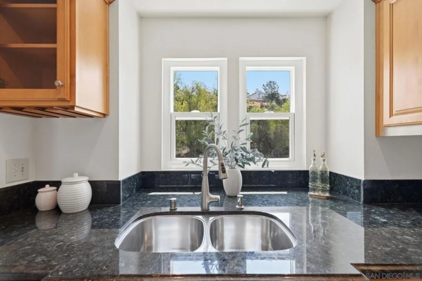 11171 Scripps Ranch Boulevard photo 16