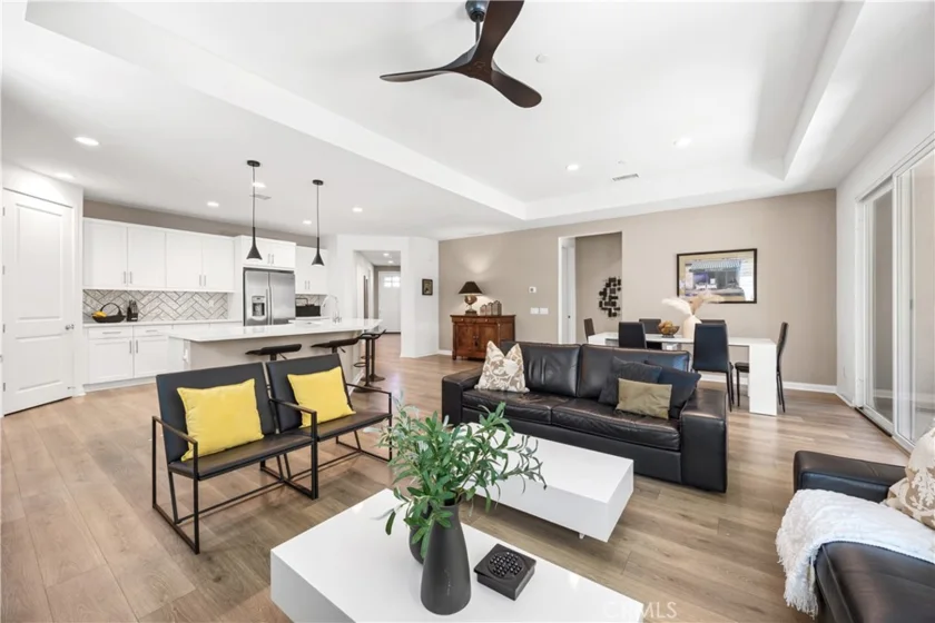 32105 Hyacinth Way photo 6