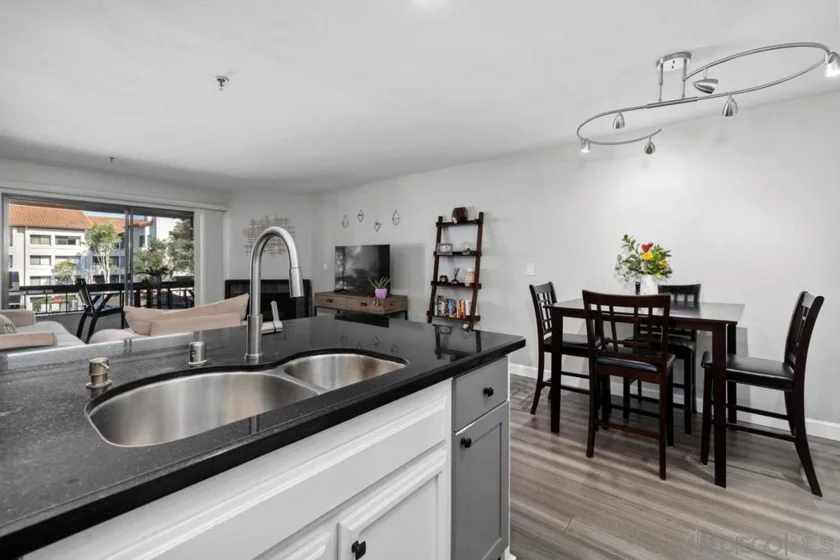 5605 Friars #308 photo 3