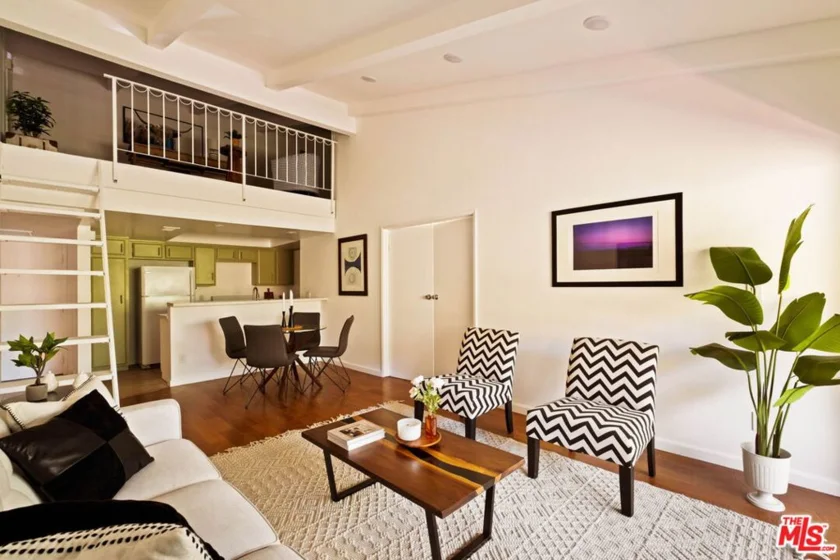 2700 Cahuenga Boulevard #4303 photo 36