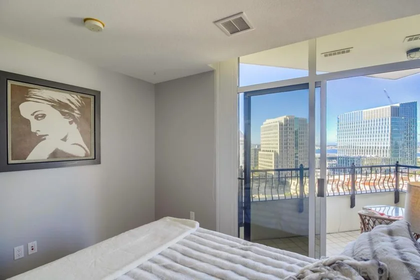 700 W Harbor Drive #1406 photo 11