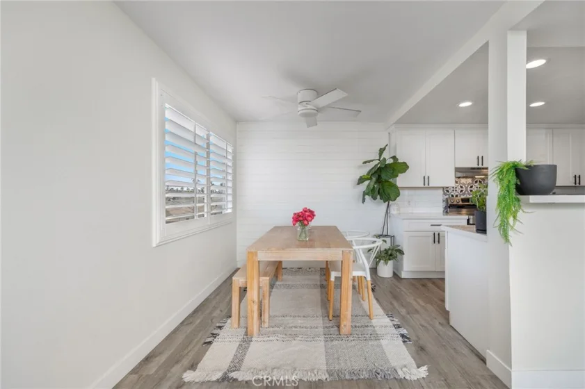 100 Loma Avenue #404 photo 12