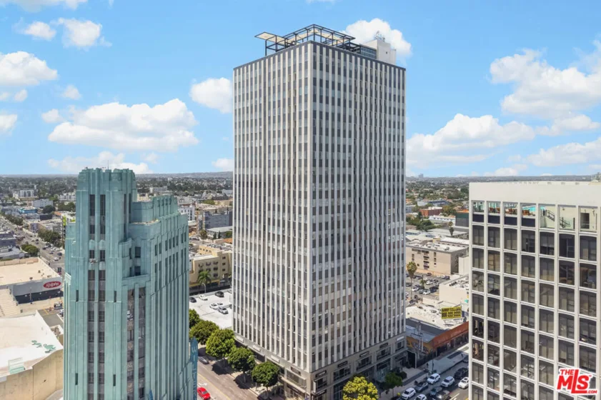 3810 Wilshire Boulevard #1108 photo 26