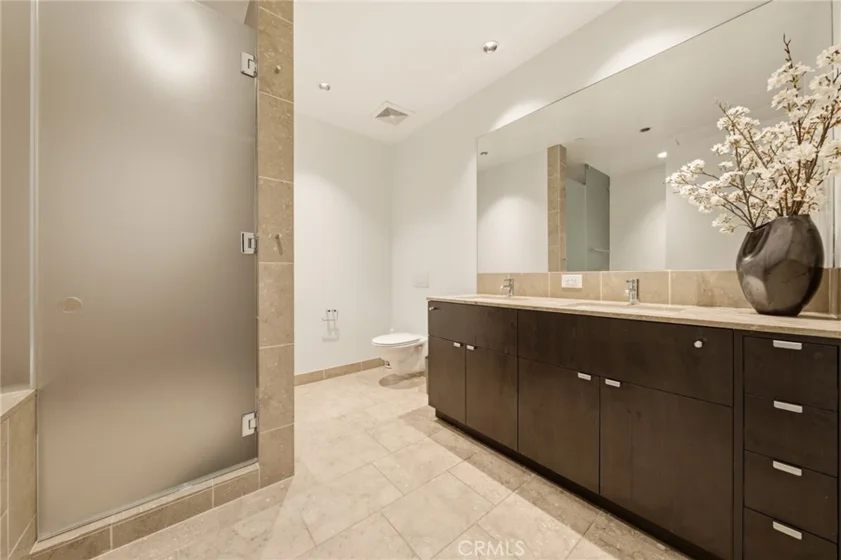 6250 Hollywood Boulevard #4M photo 46