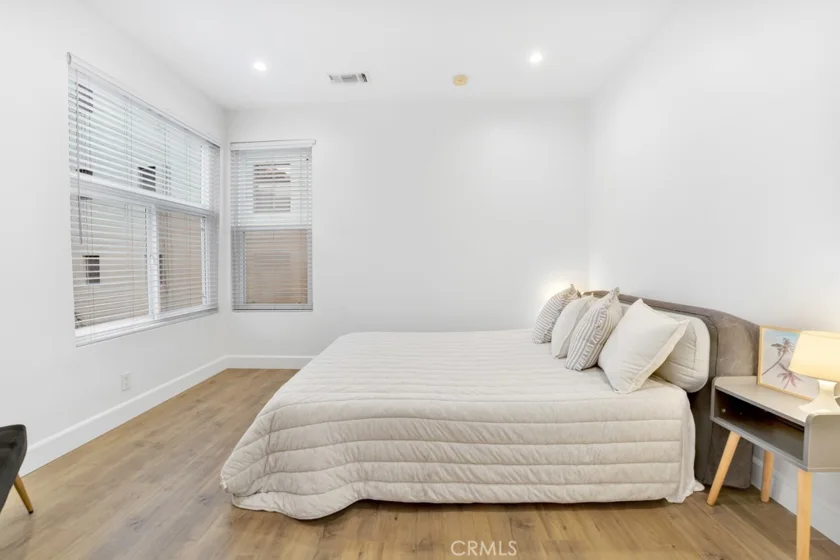 620 S Gramercy #338 photo 3