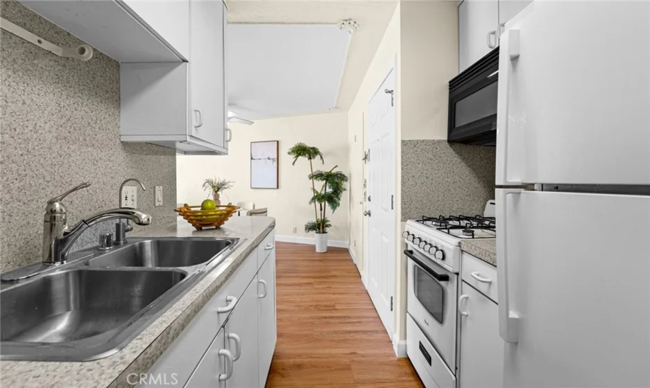 2035 4th Street #202C photo 13