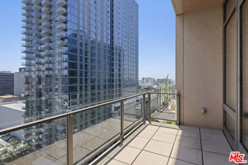 1111 S Grand Avenue #1211 photo 26