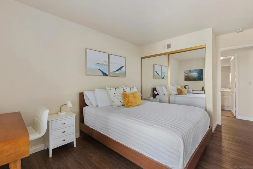 6667 La Jolla Scenic Drive South photo 16