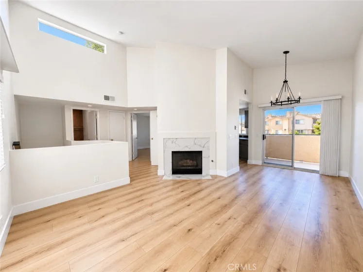 21156 Gladiolos photo 8