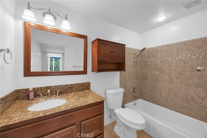 21372 Brookhurst photo 28