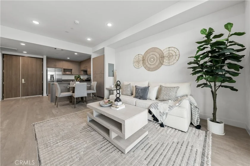 168 S Monterey Street #411 photo 9