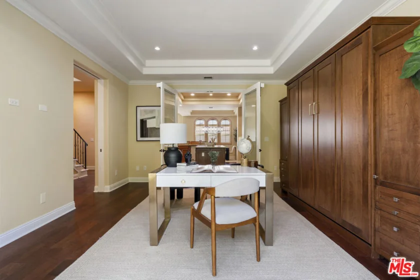 23963 De Ville Way photo 12