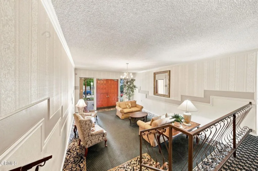 420 S Madison Avenue #204 photo 5