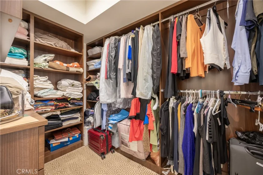 11560 Moorpark Street #204 photo 20