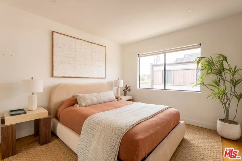 4600 Glencoe Avenue #2 photo 9