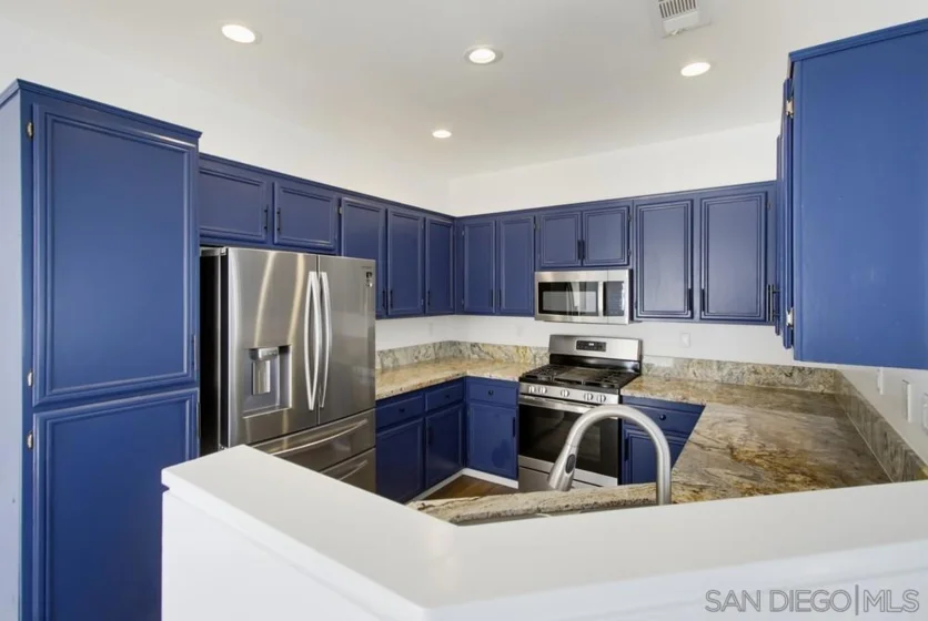 1228 La Vida Court photo 12