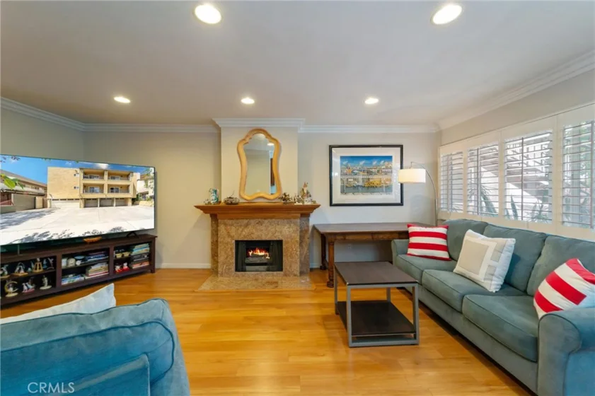 551 W Stocker Street #3 photo 13