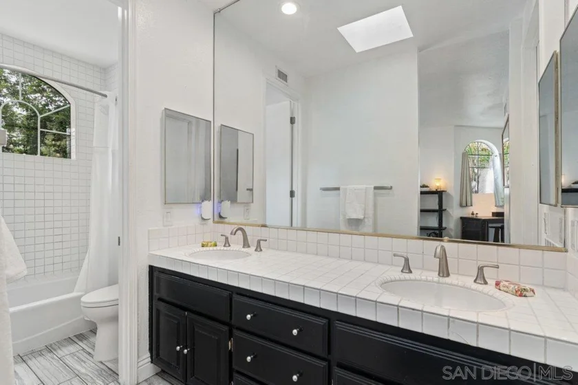 22905 Turnberry Court photo 18