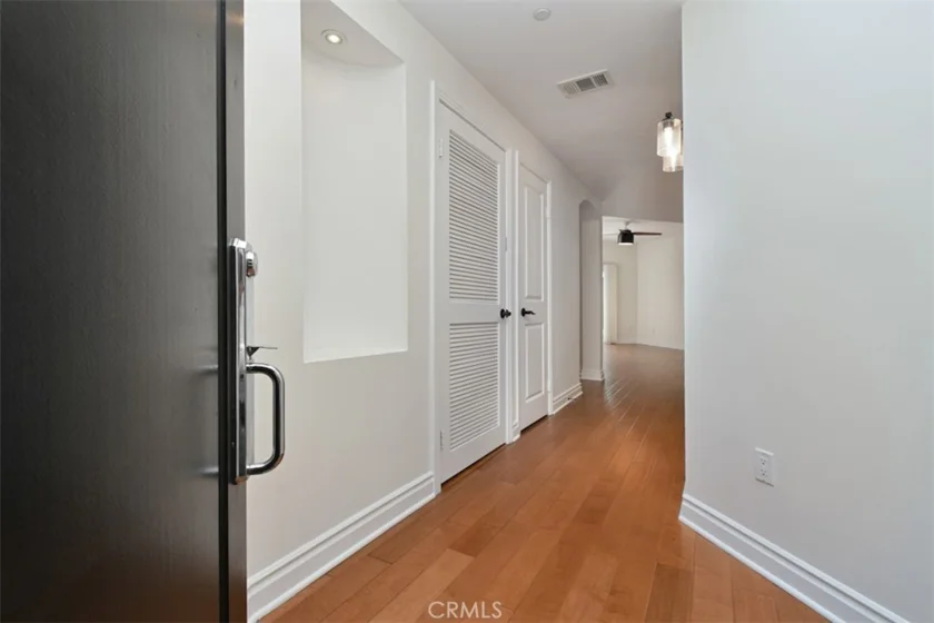 4424 Whitsett Avenue #107 photo 9