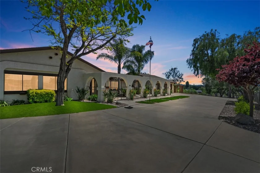 37790 Los Alamos Road photo 2