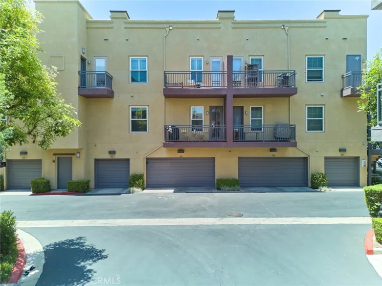 309 Metro Court photo 35
