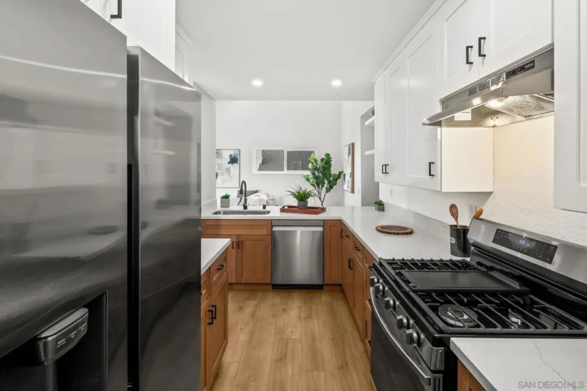 152 Evergreen Avenue #4 photo 9