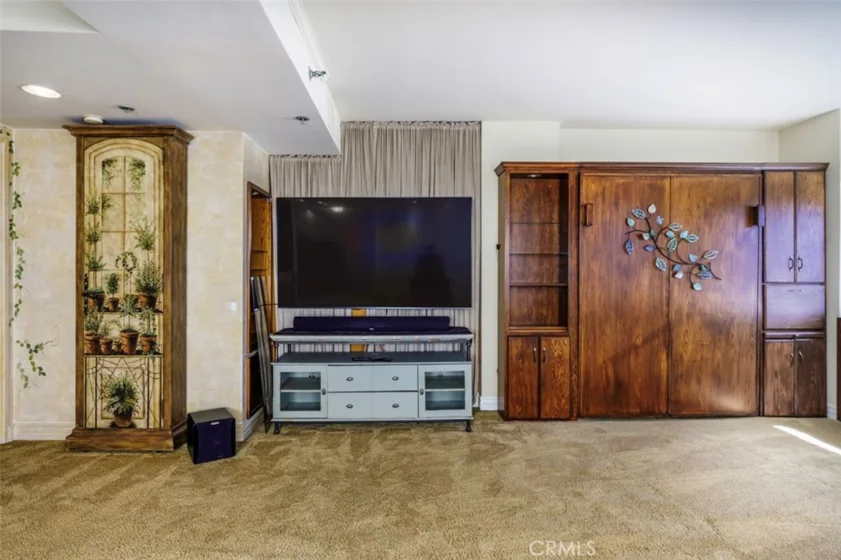 525 E Seaside Way #807 photo 3