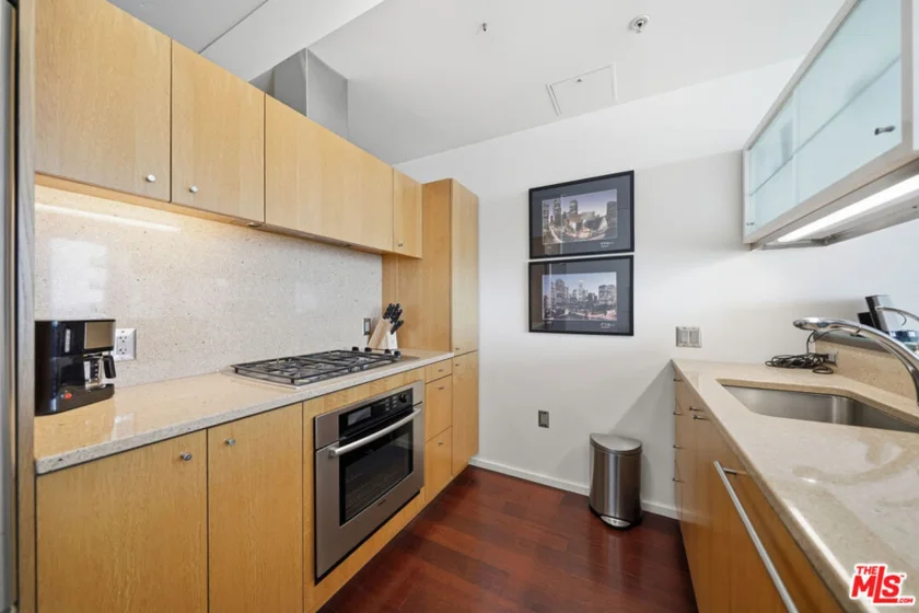 1155 S Grand Avenue #1405 photo 5