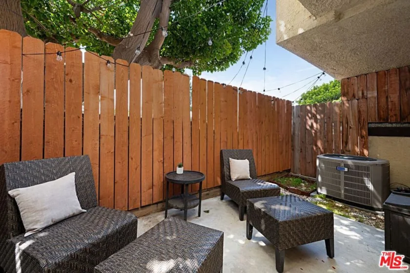 620 W Hyde Park Boulevard #117 photo 10