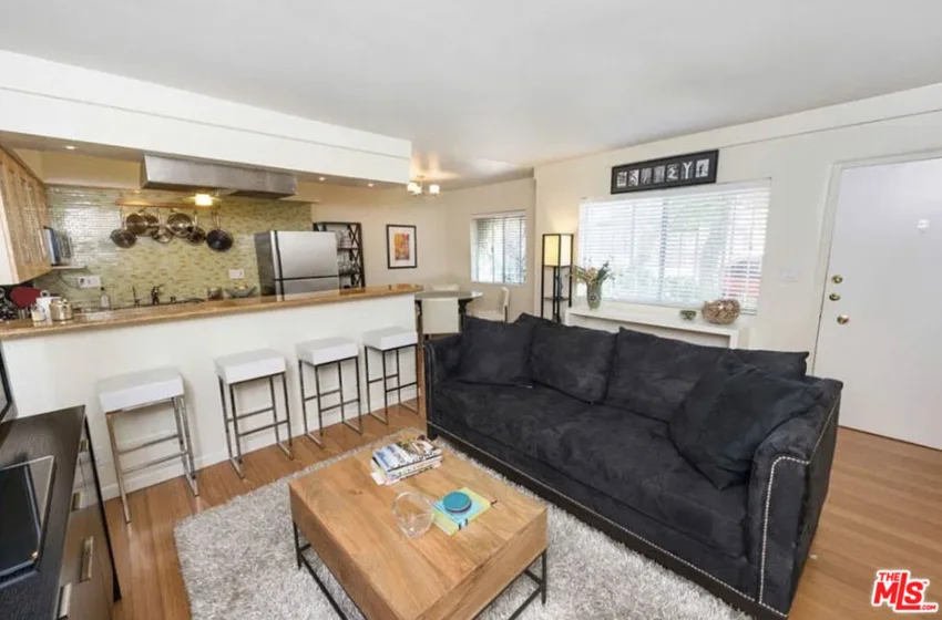 404 San Vicente Boulevard #28 photo 2