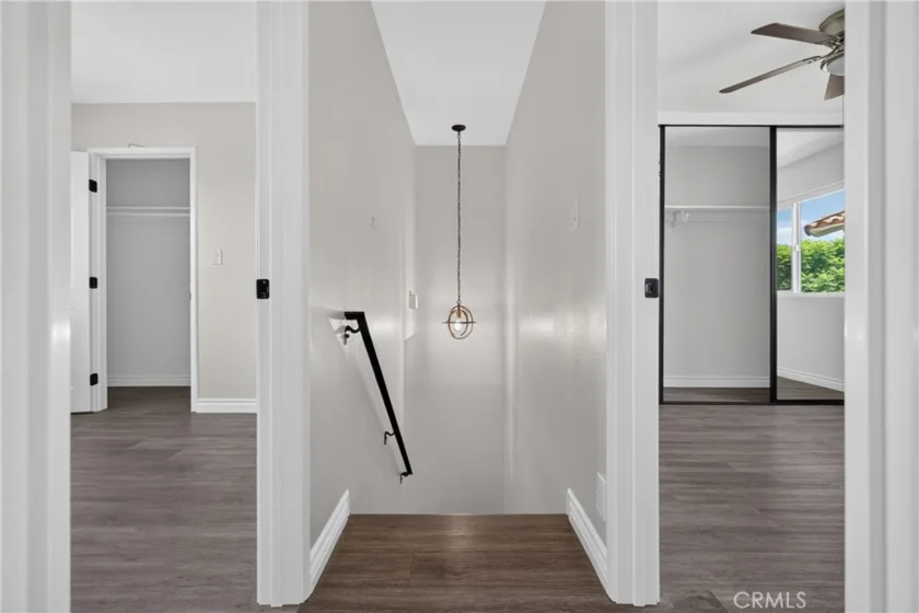 648 Coronado photo 28