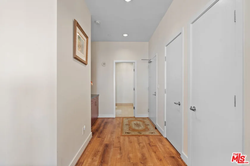 3810 Wilshire Boulevard #712 photo 11