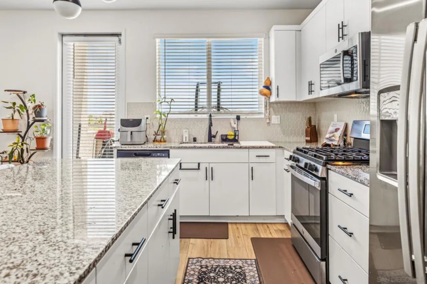 5310 Seacliff Place #11 photo 16
