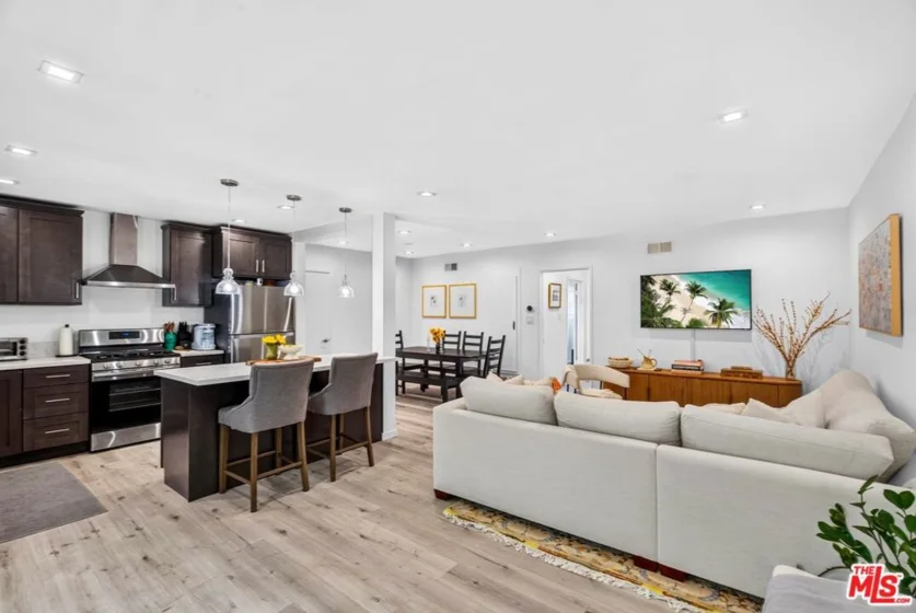 11670 W Sunset Boulevard #217 photo 1