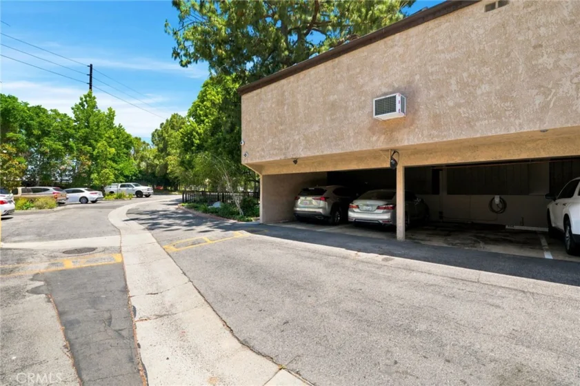 7890 E Spring Street #5L photo 38