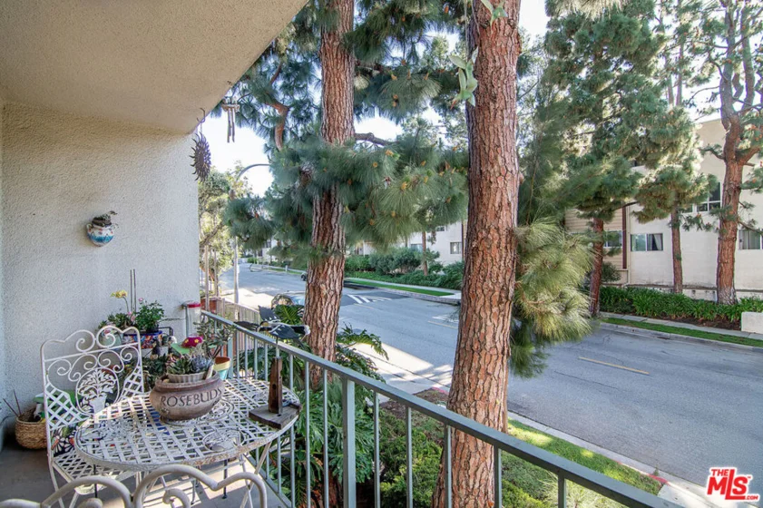 5625 Windsor Way #107 photo 9