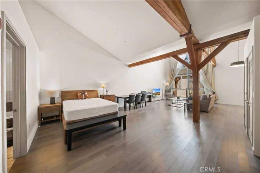 527 Molino Street #213 photo 24