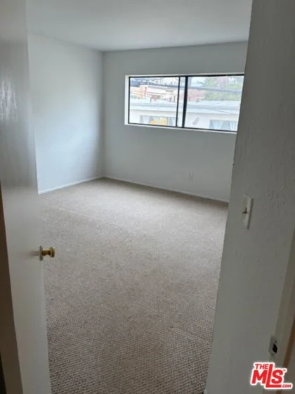 1041 2nd Street #5 photo 31